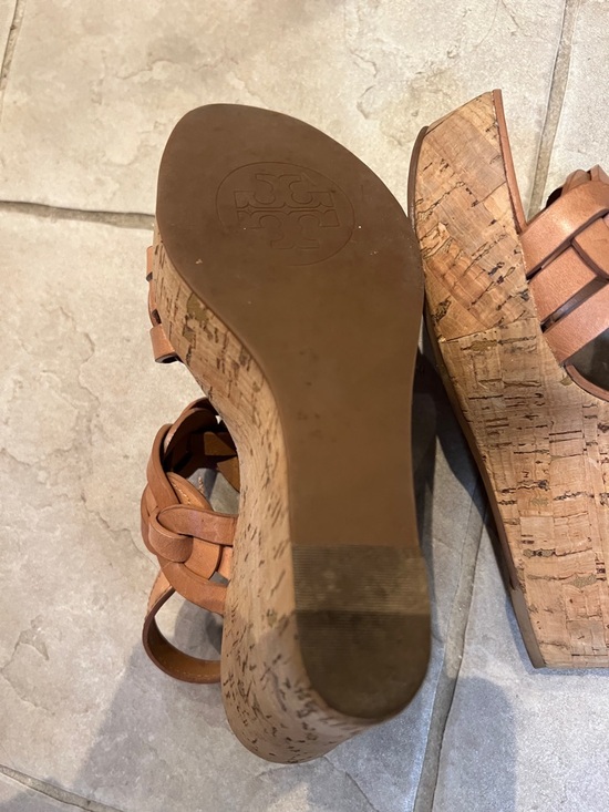 Tory Burch Braided Tan Leather Wedge Sandals 9 - Picture 5 of 6